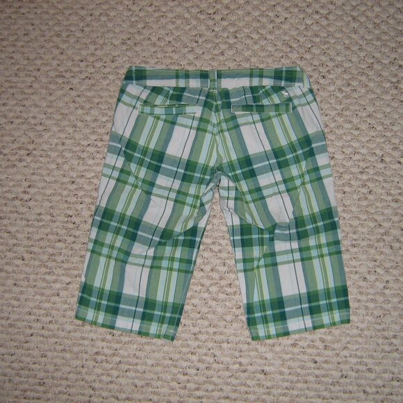 abercrombie and fitch long shorts - Picture 3 of 4